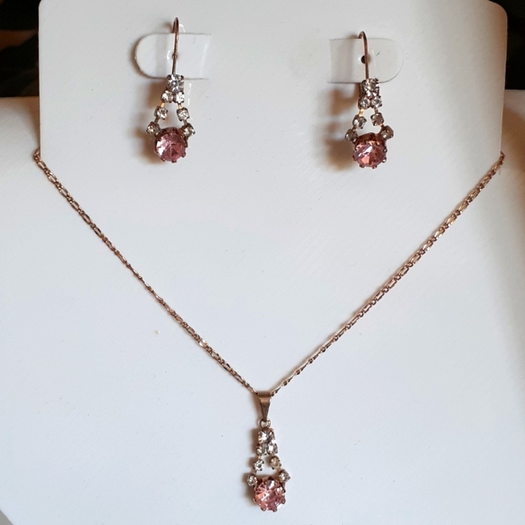 14K Gold Plated Earrings & Necklace Set - Picture 2 of 11